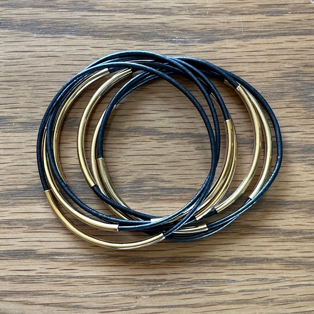 Elegant Black and Gold Bangle Set